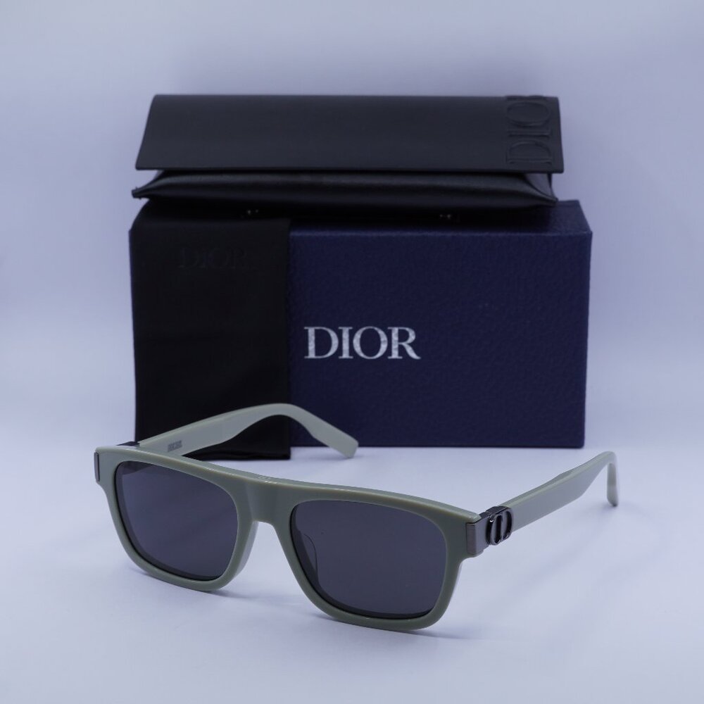 Dior CD ICON S3F 78A0 Square Sunglasses - Grey